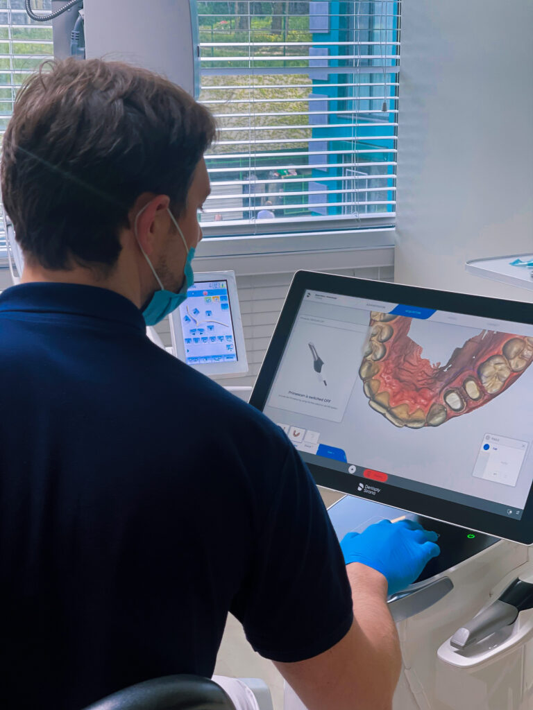 Качественная имплантация зубов