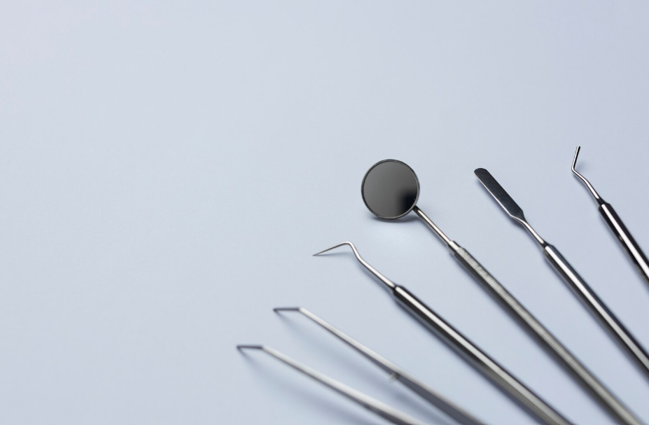 Лечение каналов под микроскопом